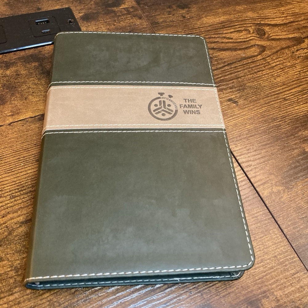 The Family‎ Wins New Testament Bible Devotional 2020 Christian Study Gift New